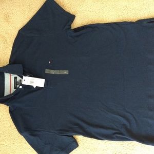 Men's navy blue Tommy Hilfiger short sleeve shirt